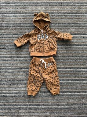 GAP Baby Leopard Print Hoodie & Joggers Set - Brown